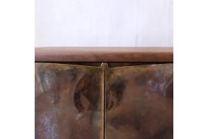 <a href="https://www.galeriegosserez.com/artistes/loellmann-valentin.html">Valentin Loellmann </a> - Brass - Sideboard